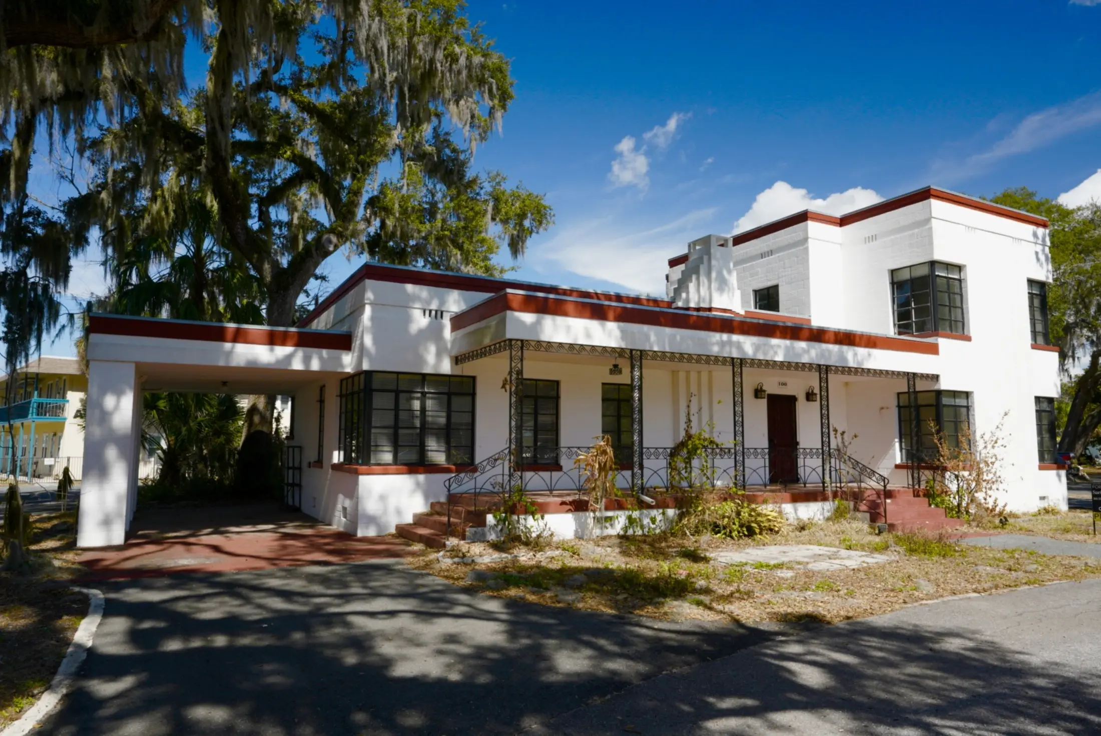 30 SE Kings Bay Dr in Crystal River near Hunter Springs, now under contract